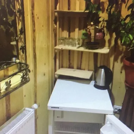 хатинка Πανσιόν Γιαρέμτσε